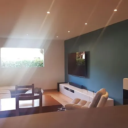 Cosy With Pool Near Ocean *