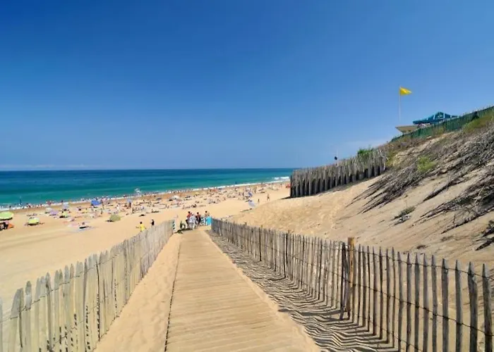 Villa Cosy With Pool Near Ocean